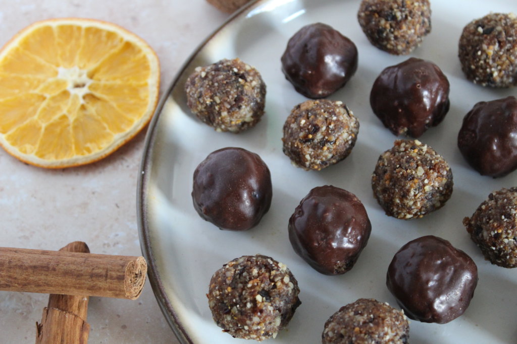 winterliche vegane Energyballs viele kleine dinge 